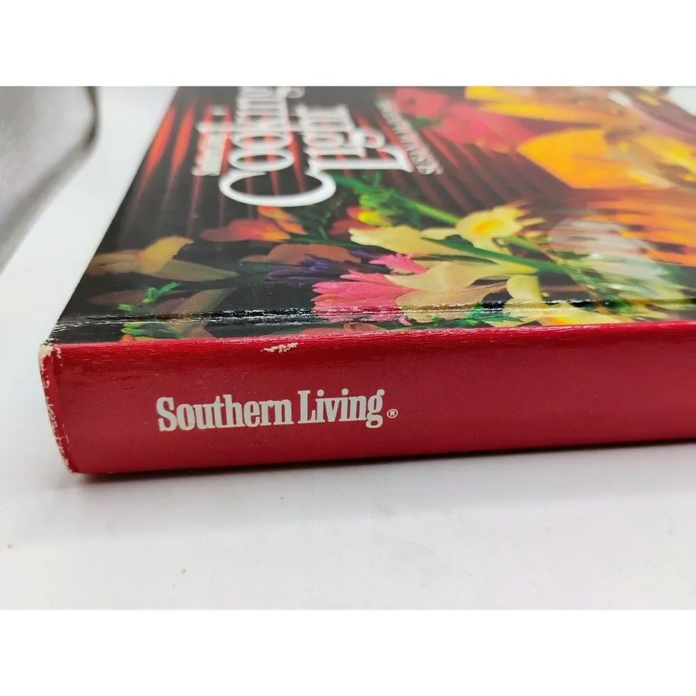 Southern Living: Cooking Light by Cooking Light Magazine, Susan M. McIntosh